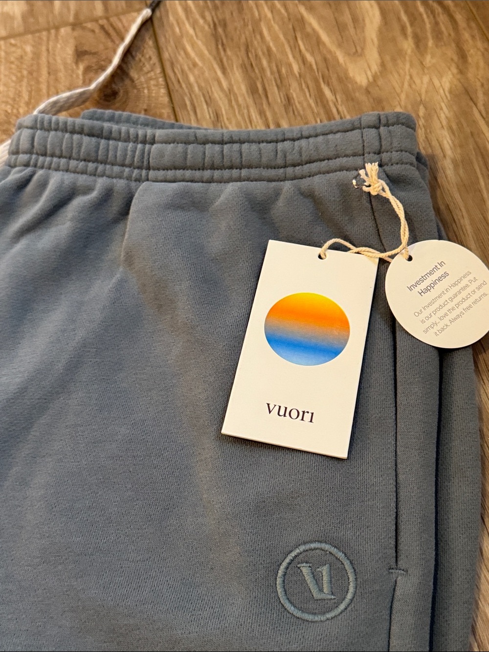 Vuori Sedona Sweatpant Smoke Blue Womens Large NWT Joggers - Picture 3 of 8